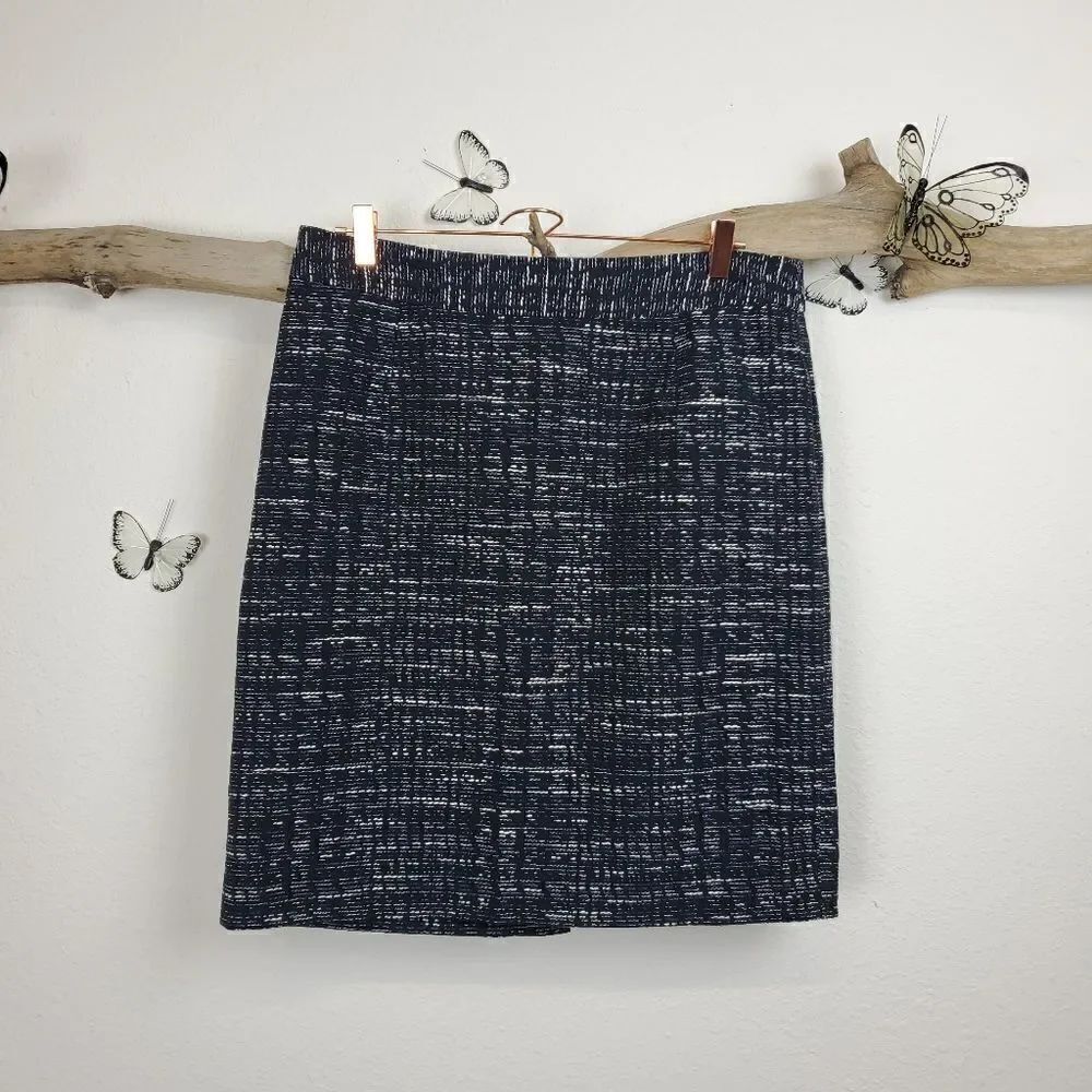 Banana republic textured pencil skirt